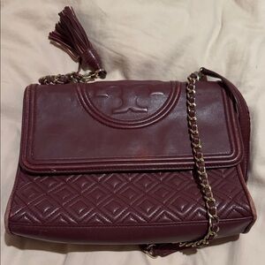 Elegant Burgundy Leather Shoulder Bag
